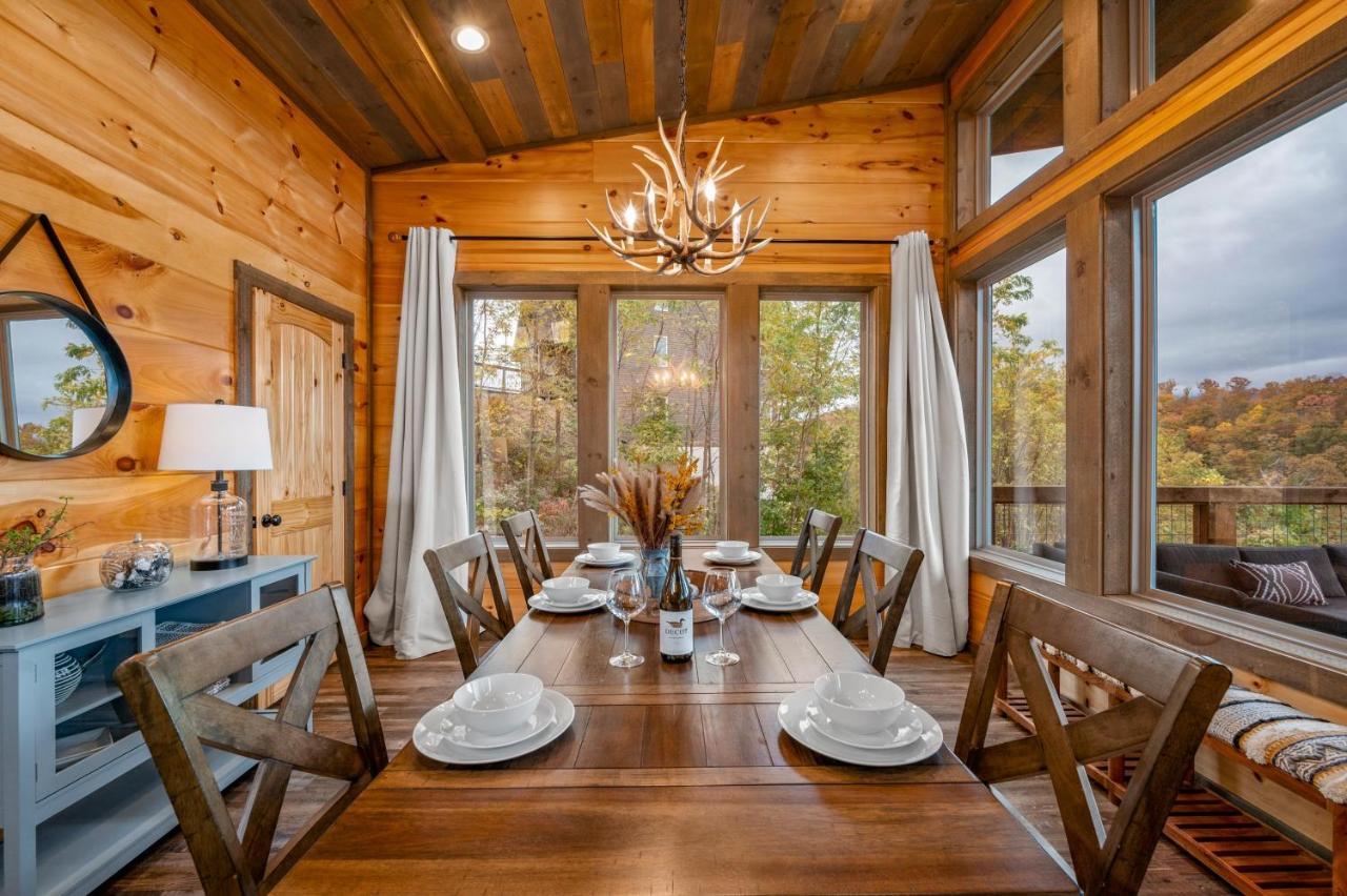 Chalet The Overlook '21 Cabin: Scenic Views With Hot Tub And Game